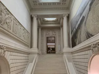 Escalier monumental du Musée d'Arts de Nantes