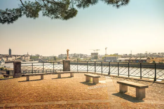 Vue sur Loire depuis la butte Saint Anne