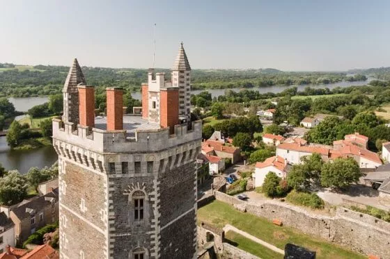 La tour médiévale d’Oudon.