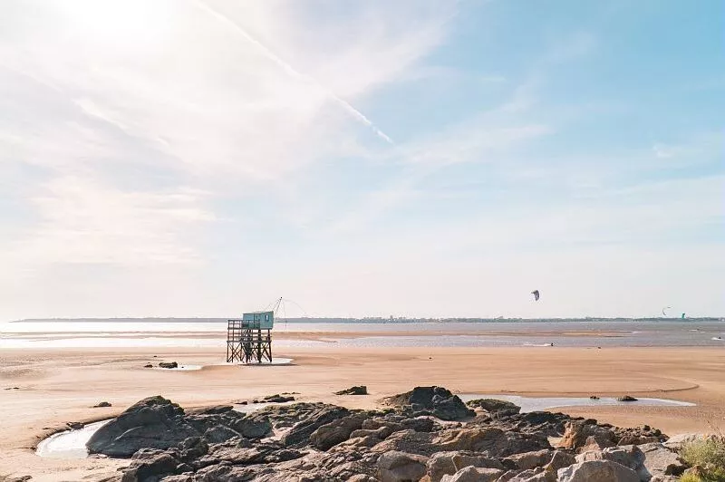 Une pêcherie à Saint-Michel-Chef-Chef, par temps dégagé.